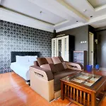 Oyo Life 93086 Apartemen The Suite Metro By Abbah Property