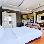 Oyo Life 93086 Apartemen The Suite Metro By Abbah Property