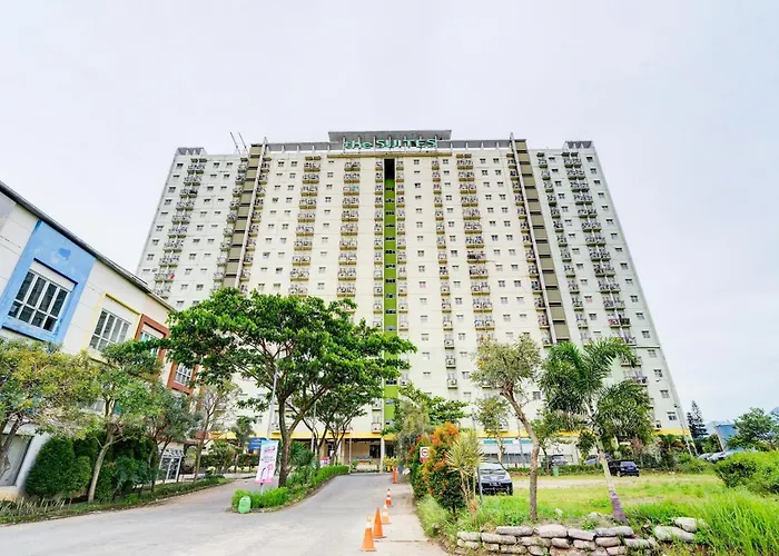 Oyo Life 93086 Apartemen The Suite Metro By Abbah Property